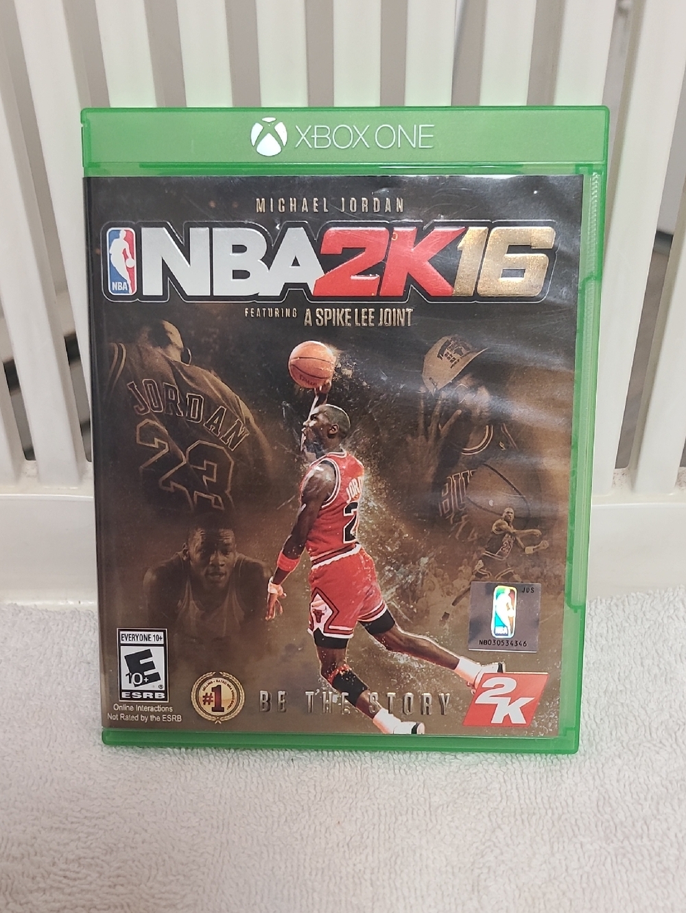 NBA 2K16 Michael Jordan Edition (Xbox One) - Red